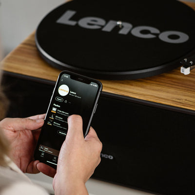 Lenco LS-570OK - Platine vinyle avec haut-parleurs intégrés et Bluetooth® - Platine vinyle sur pieds - Chêne