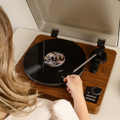 Lenco LBTA-165WD - Platine vinyle entièrement automatique avec transmission Bluetooth® et préamplificateur - Plateau et bras de lecture en métal - Bois